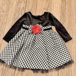 Youngland Black & White Plaid Infant Dress Sz 24 Mo Holiday Christmas Formal BI